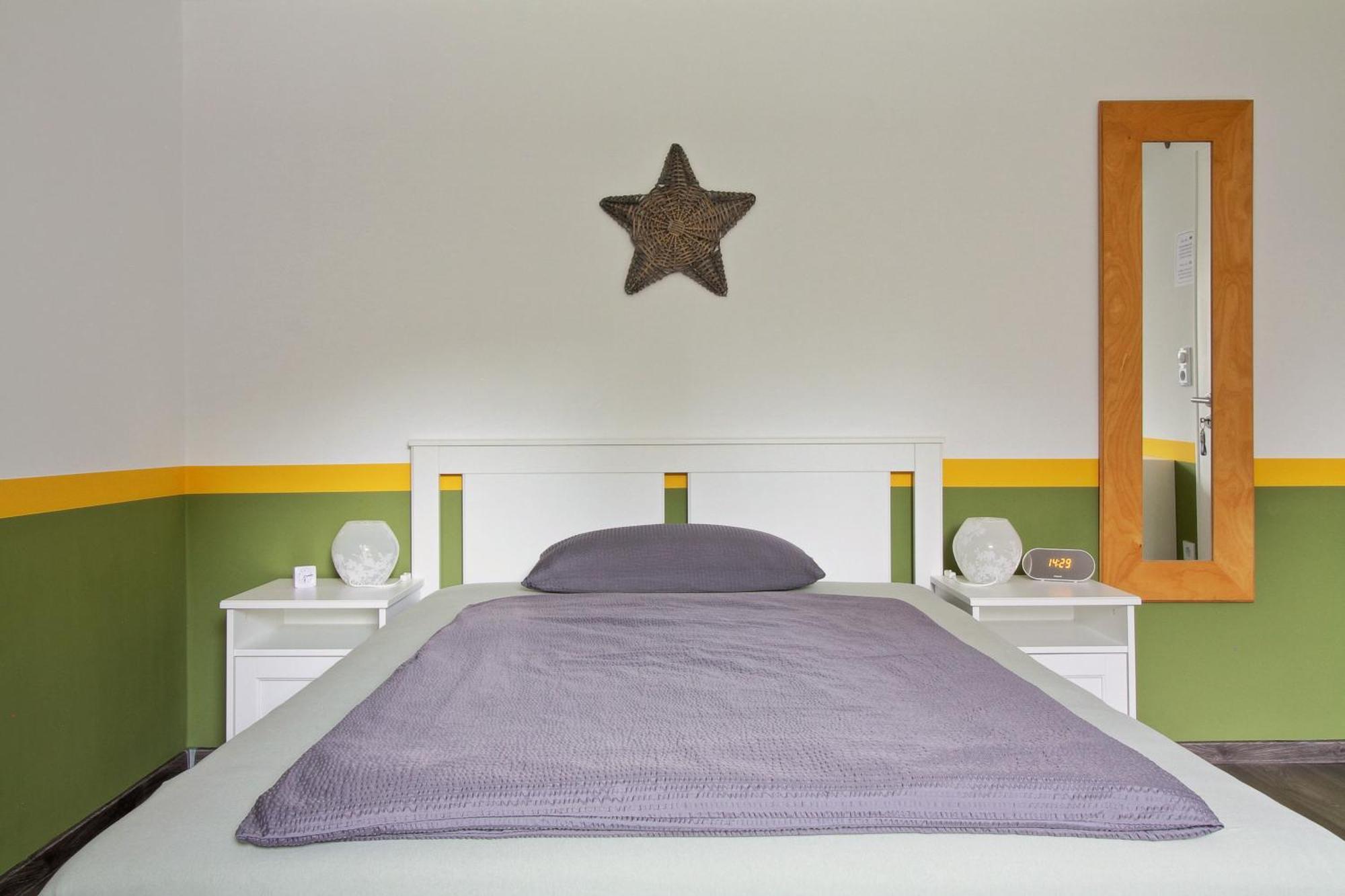 Toms Gaestehaus Schleiden Rom bilde