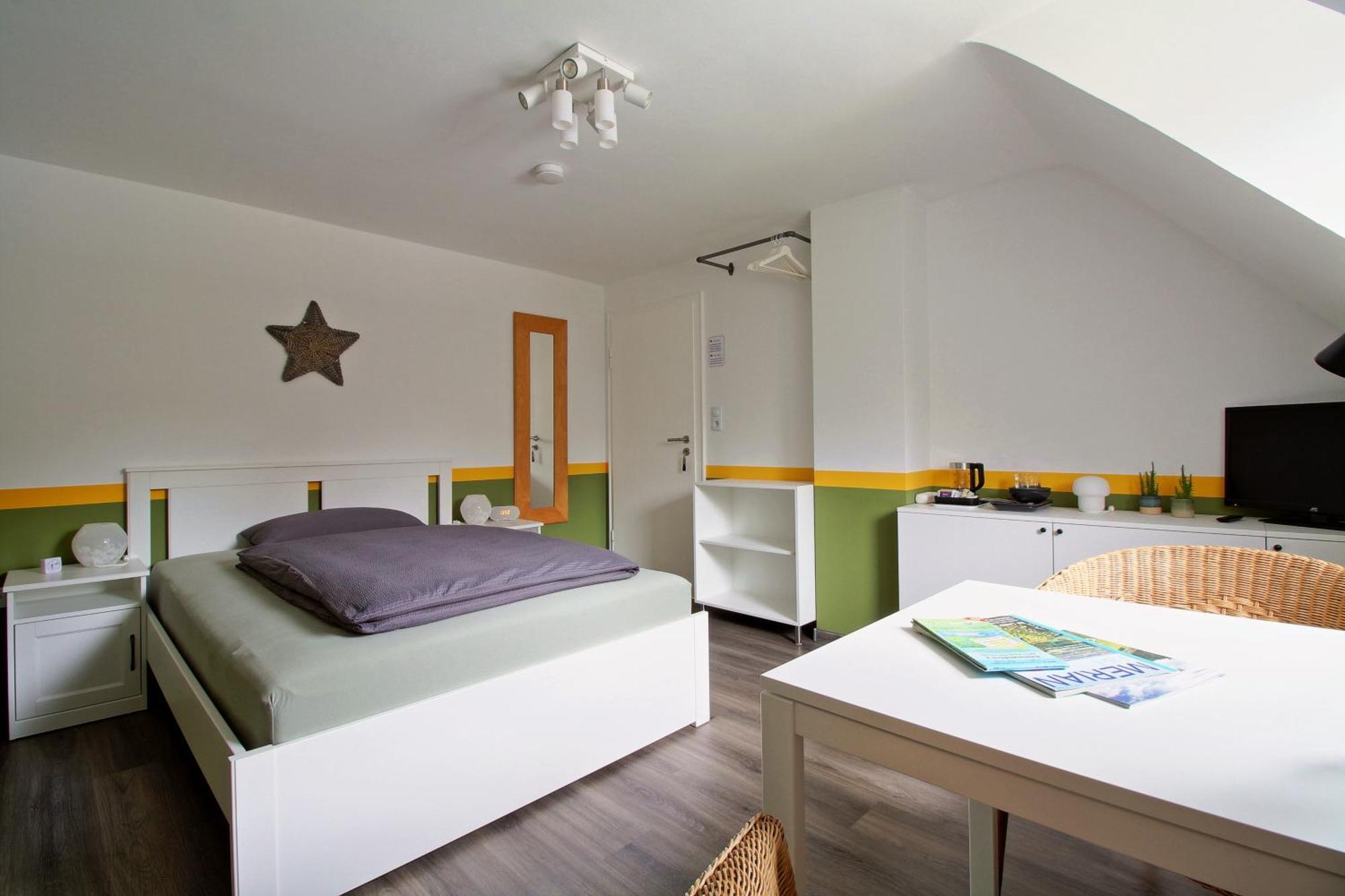 Toms Gaestehaus Schleiden Rom bilde
